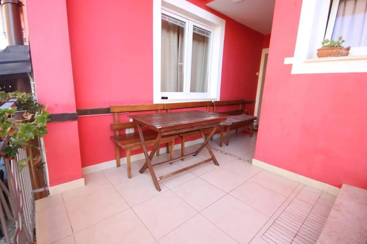 Apartments With A Swimming Pool Umag - 3358