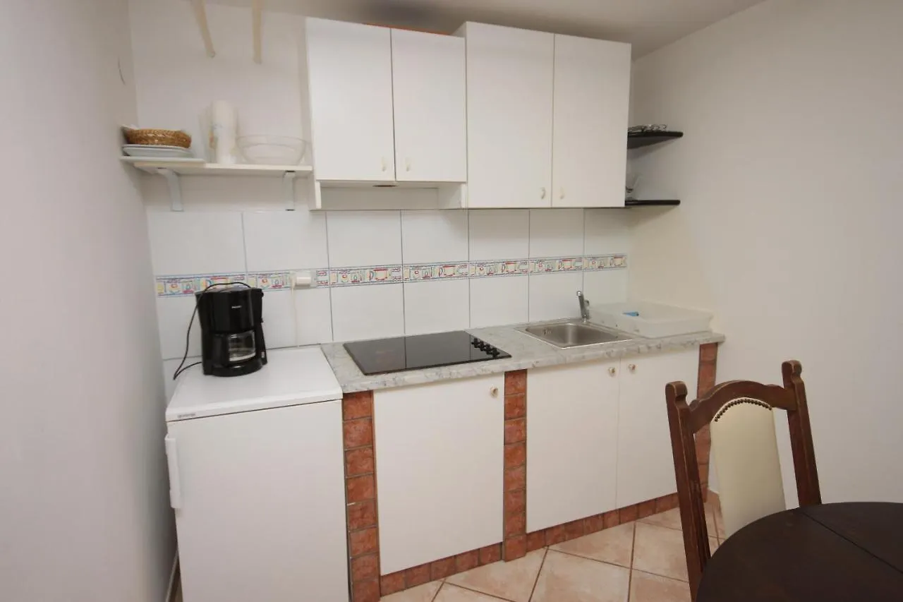 Apartments With A Swimming Pool Umag - 3358