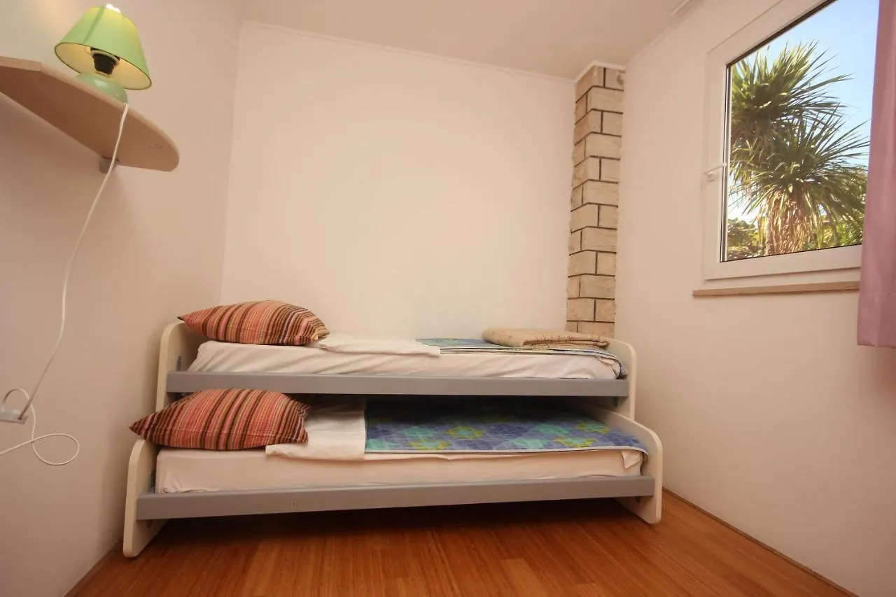 Apartments With A Swimming Pool Umag - 3358