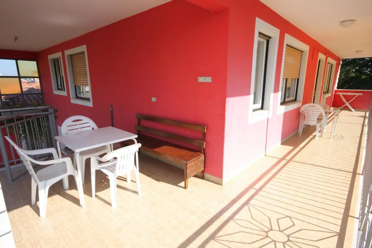 Apartments With A Swimming Pool Umag - 3358