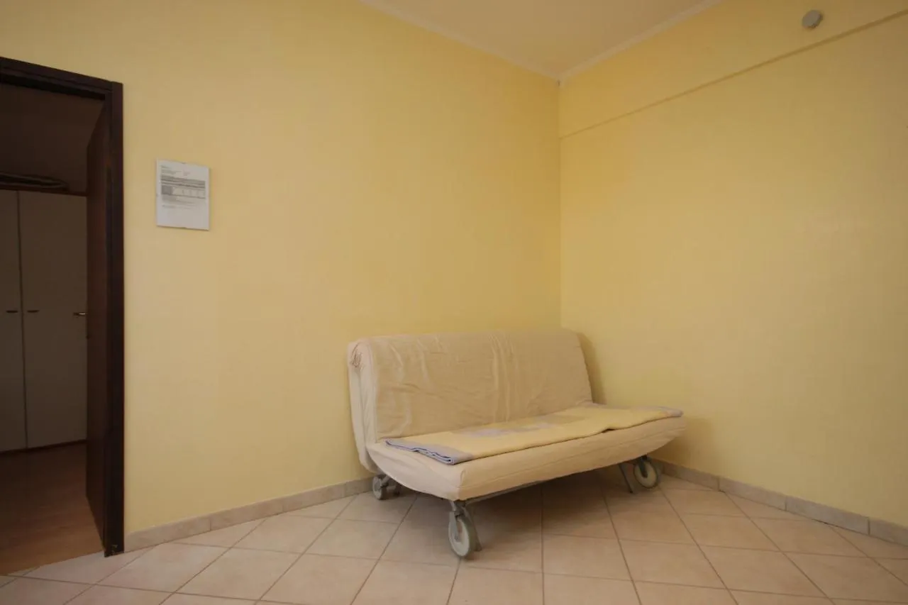 Apartments With A Swimming Pool Umag - 3358
