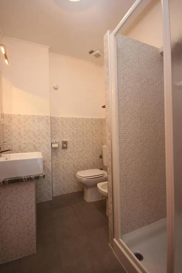 Apartments With A Swimming Pool Umag - 3358