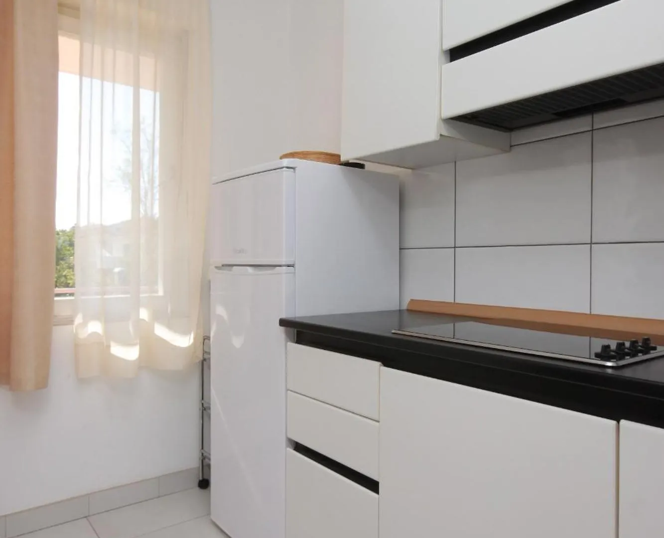 Apartments With A Swimming Pool Umag - 3358