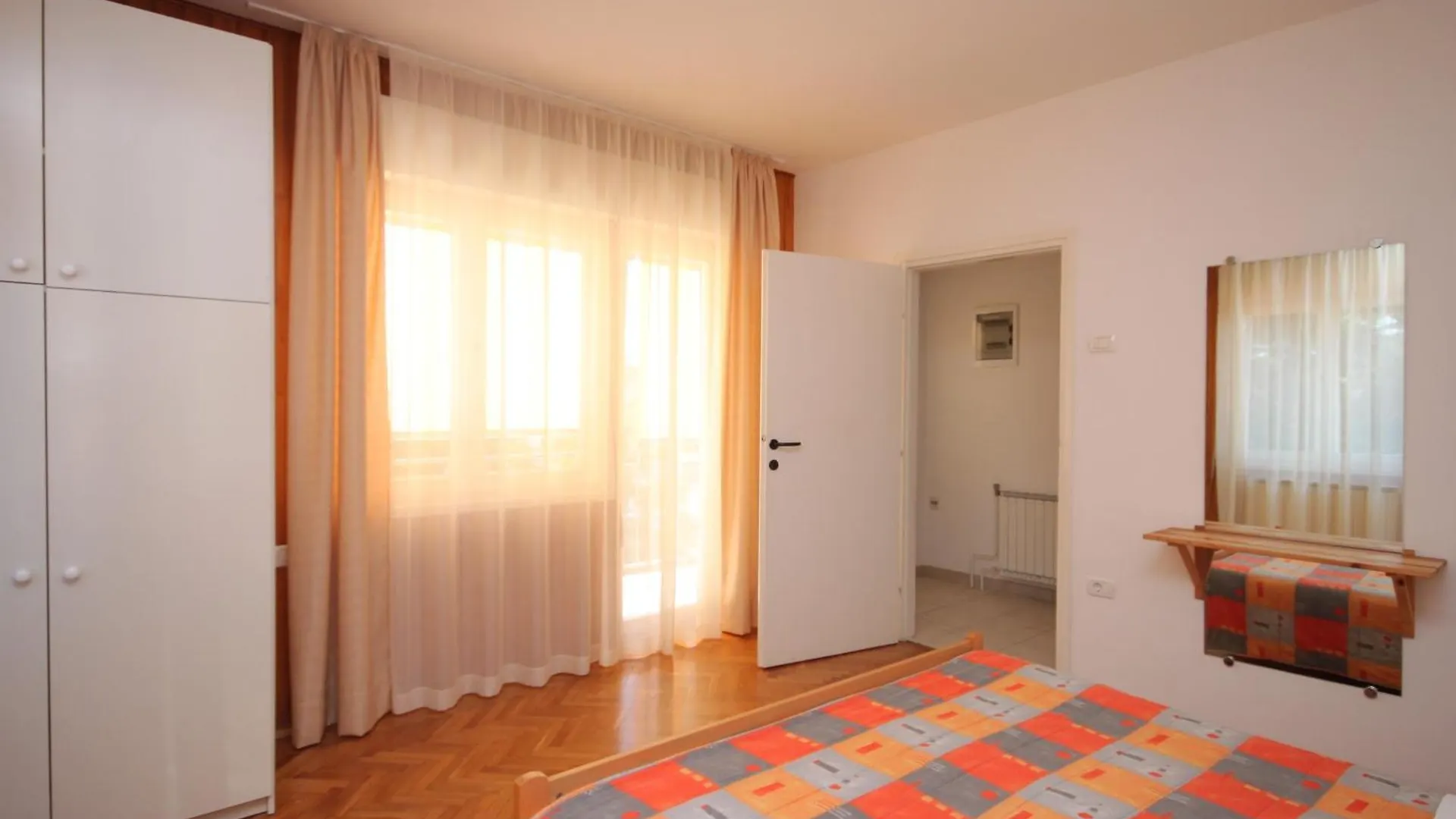 Apartments With A Swimming Pool Umag - 3358