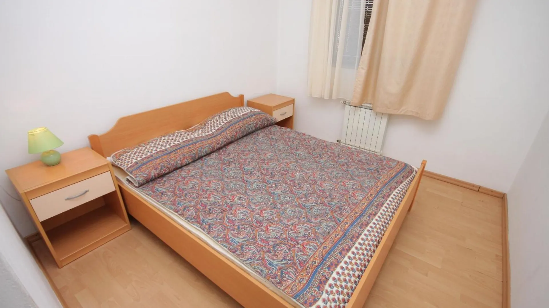 Apartments With A Swimming Pool Umag - 3358